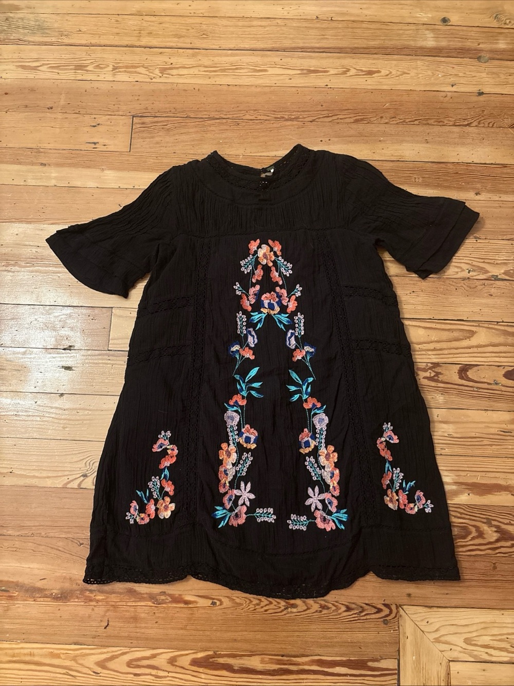 Free People Perfectly Victorian Black Embroidered Dress Size Small